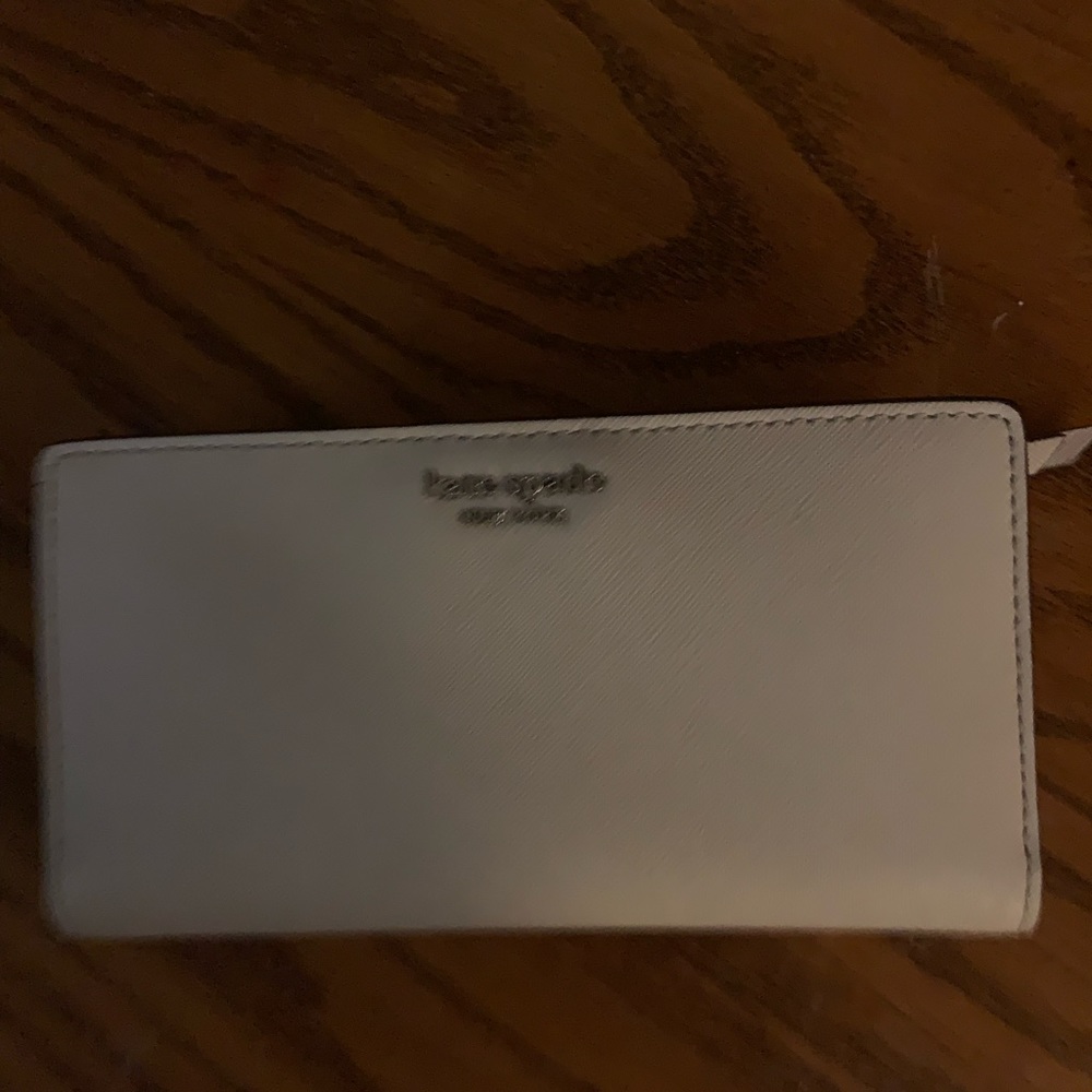Kate Spade Wallet - Picture 8 of 8